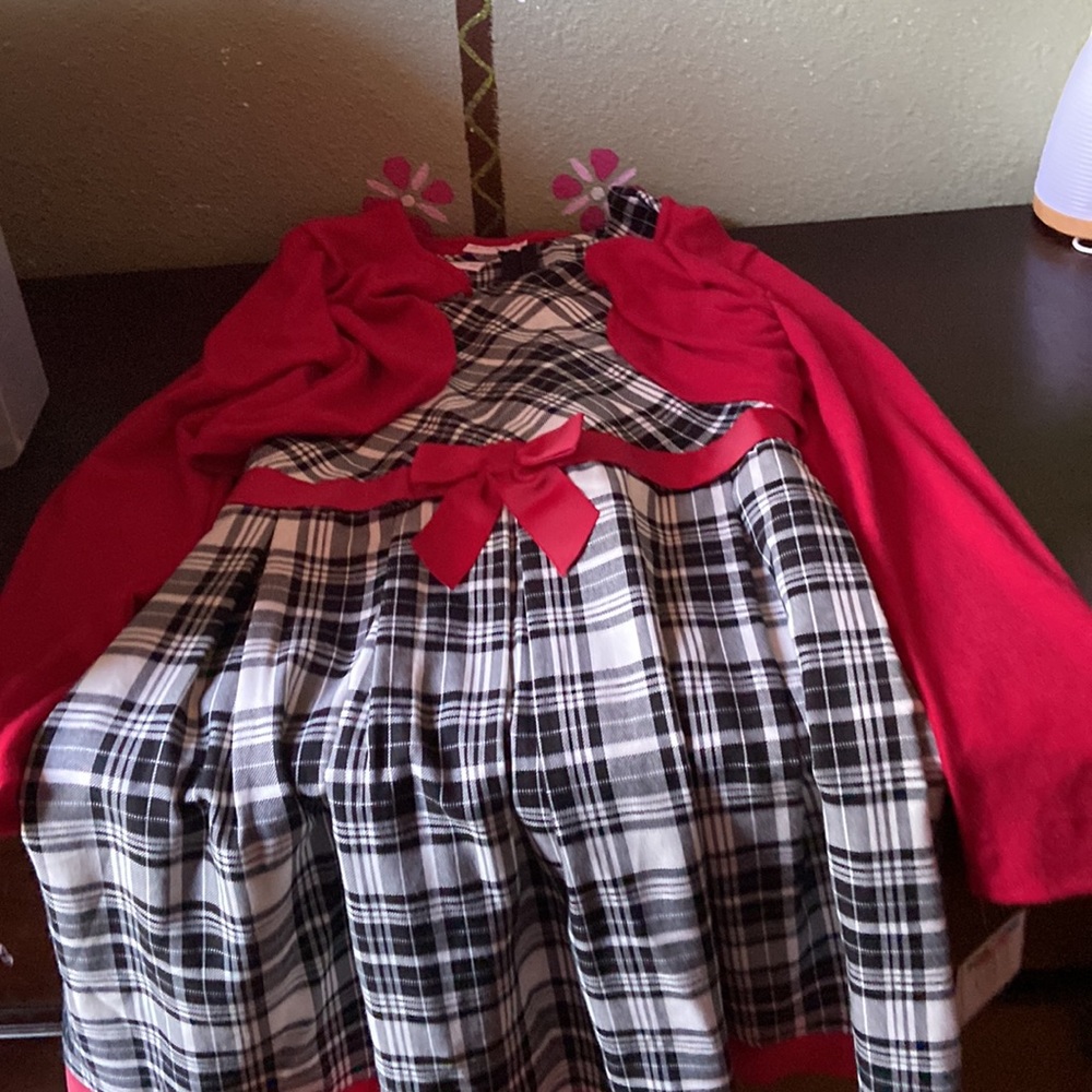 Dress - Picture 6 of 8